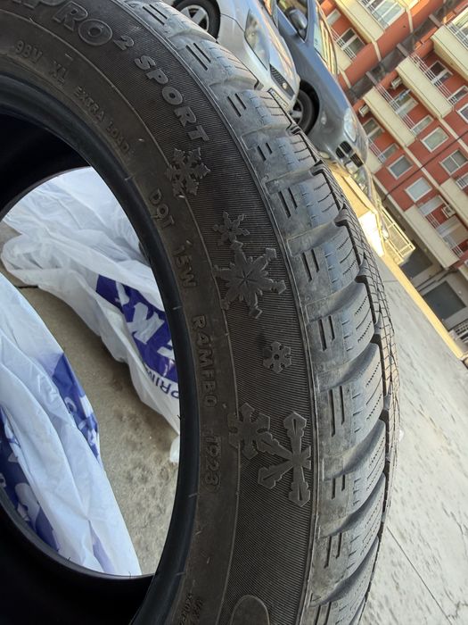 Продавам зимни гуми Размер: 225/50R17