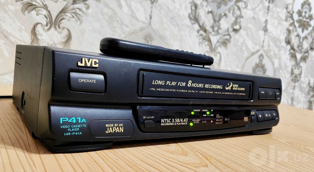 видеомагнитафон JVC