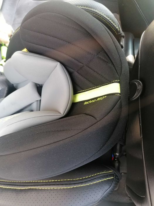 Стол за кола Chipolino techno 360