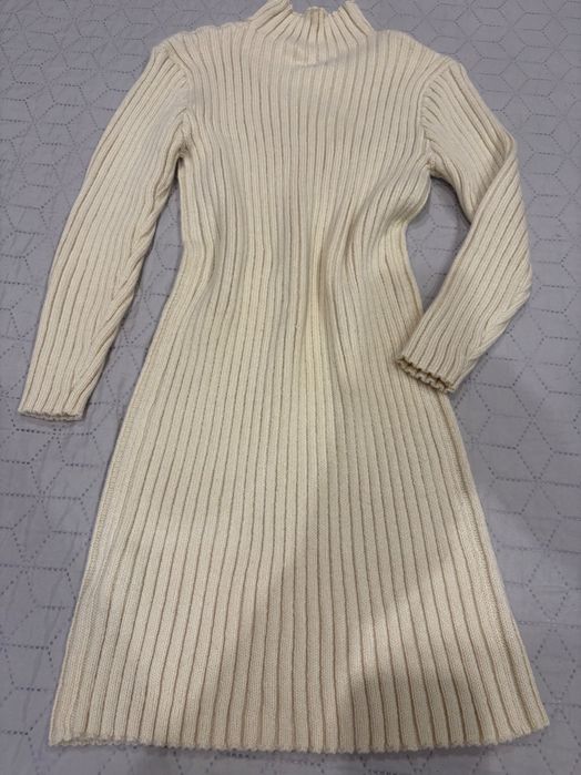 Запазени рокли в размери xxs, xs