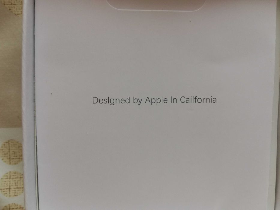 Продам новые AirPods2