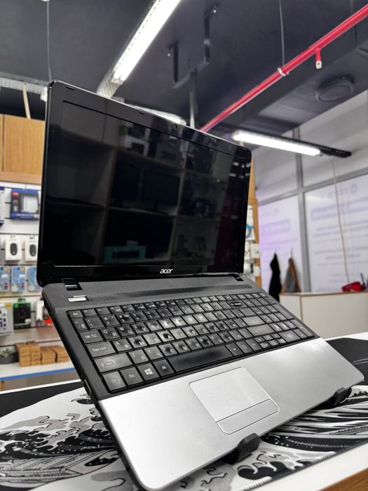 Ноутбук Acer Aspire E1 бу, не новый