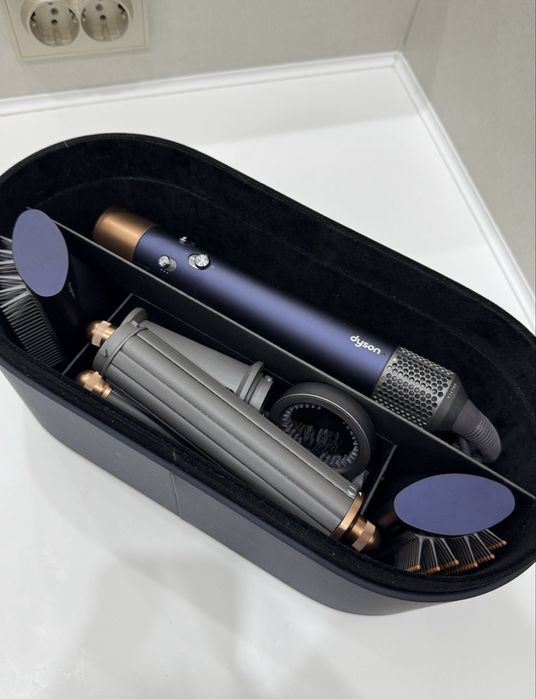 Dyson оригинал полный комплект