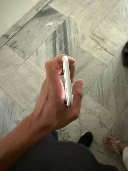 Iphone 8 64 gb 81 yomks