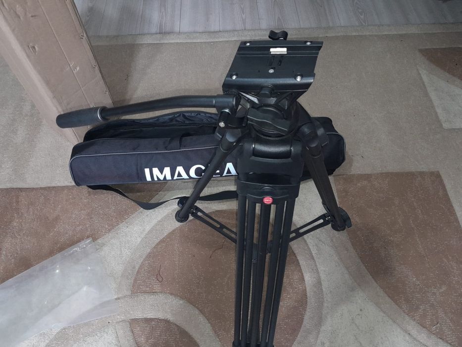 Профессиянальный штатив Новый