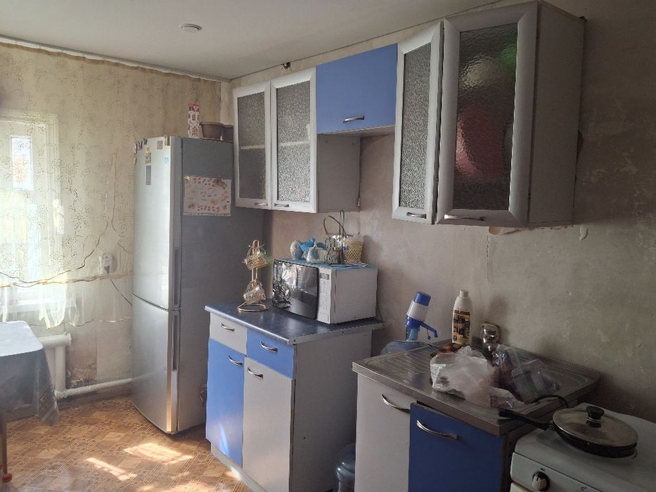 Продам кухонный гарнитур.