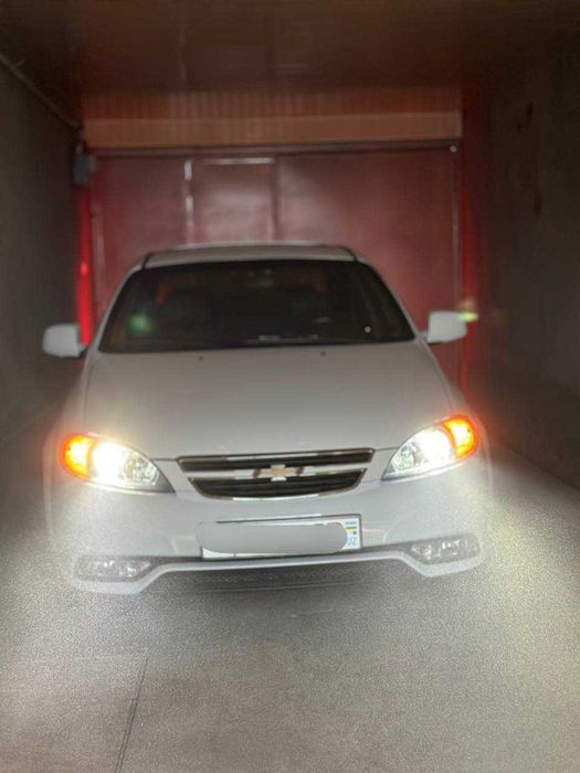 Lacetti elegant plus gentra sotiladi 2023 yil (17000km)