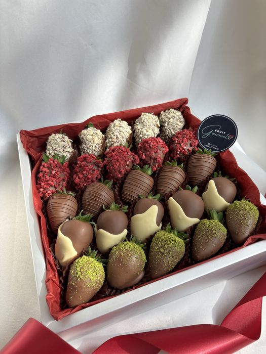 Клубника в шоколаде Подарки Сладкий набор Qulupnay shokolad Podarki