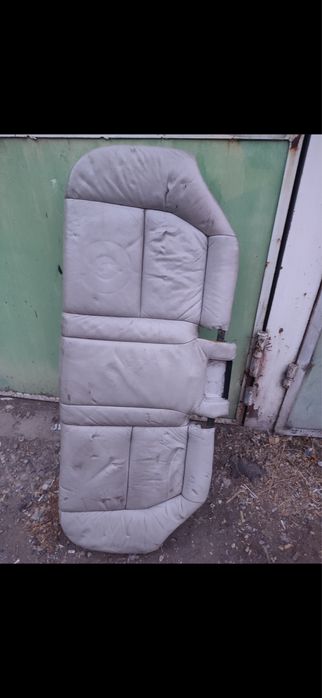 Задний диван туринг на BMW E34