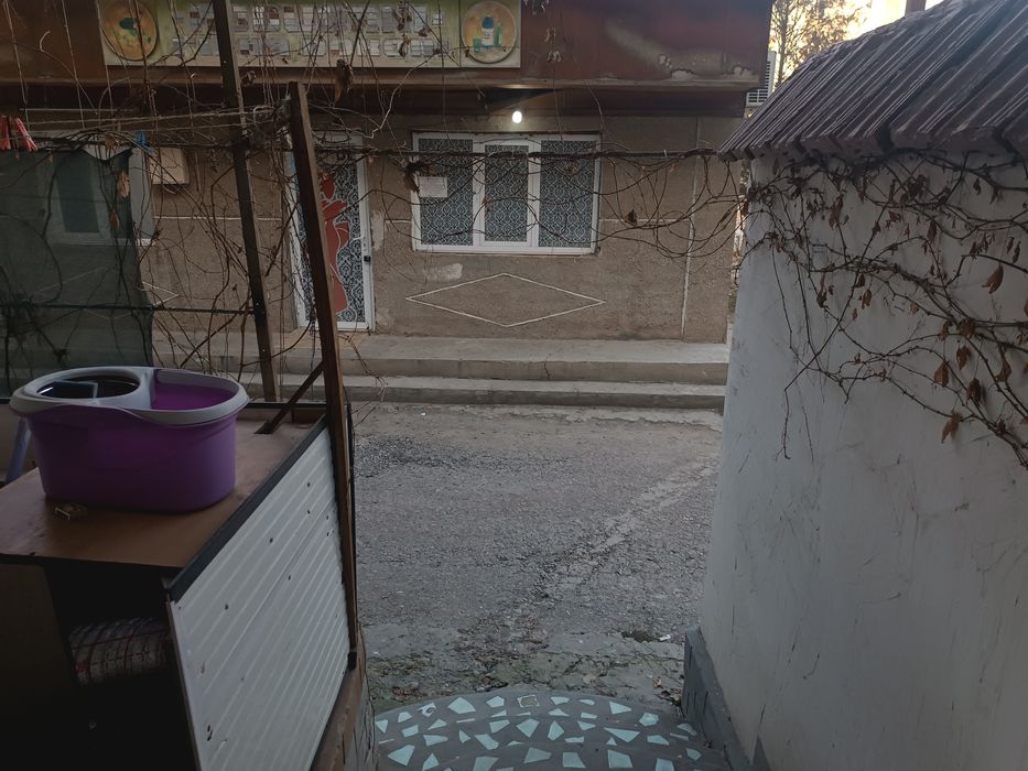 Квартира продаётся в янгиюле