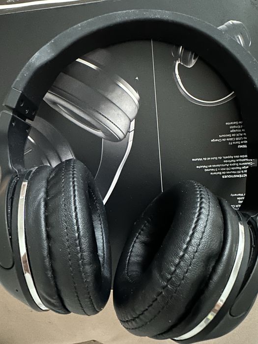 Продам наушники Skullcandy