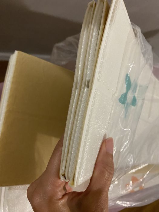 Обои клеющиеся детские