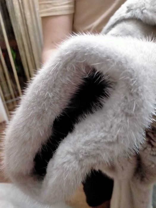 Продам норковую шубу