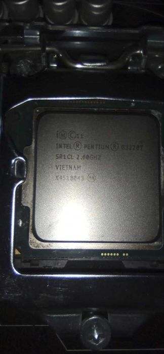 Placa de baza Asrock H81 R2.0 , cpu intel G3220T si memorie 4gb ddr3