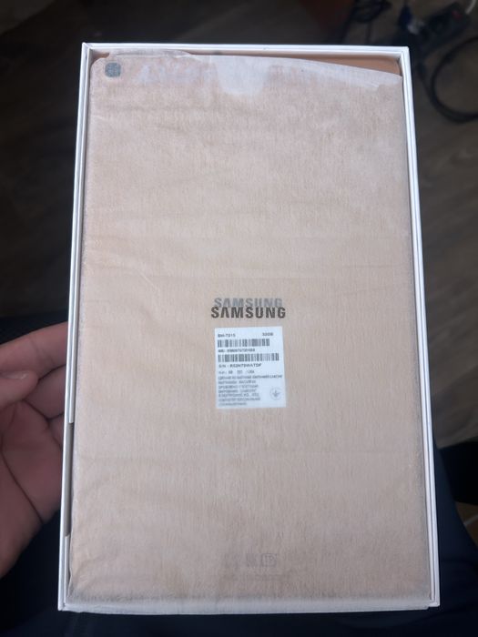 Планшет  Samsung Galaxy Tab A