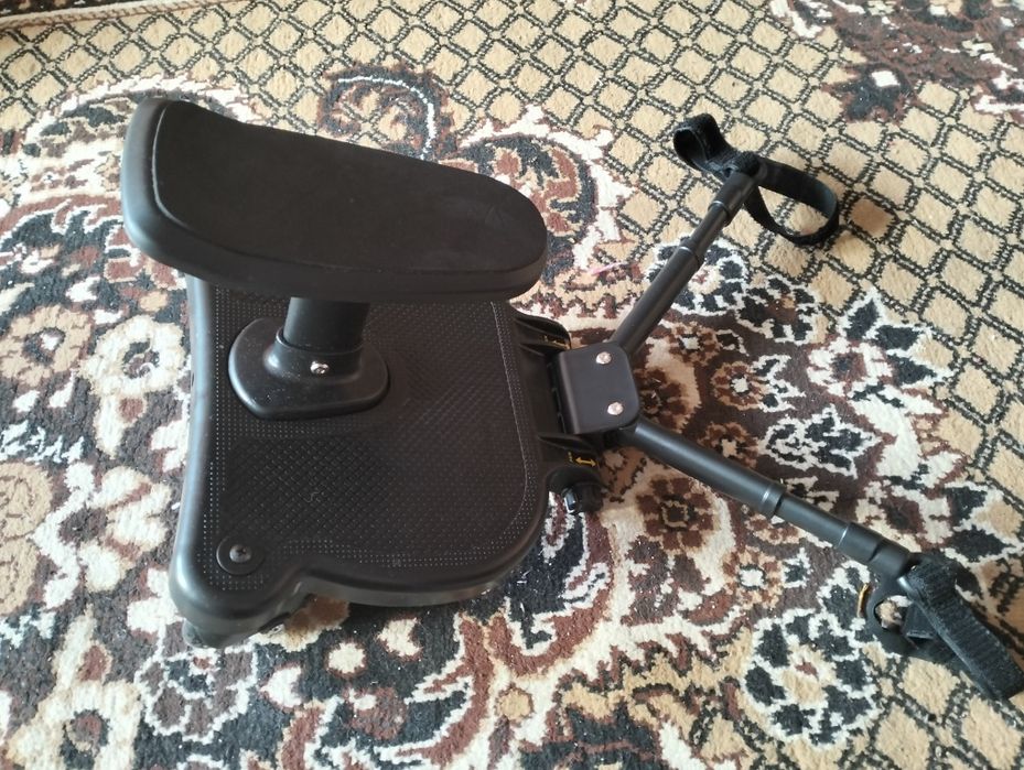 Продам подножку для коляски