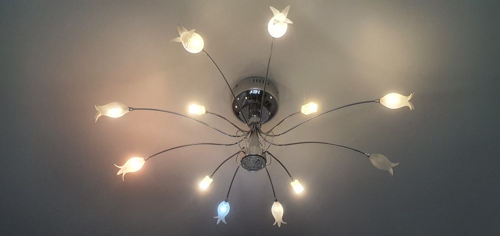 Люстра фирменная 85см