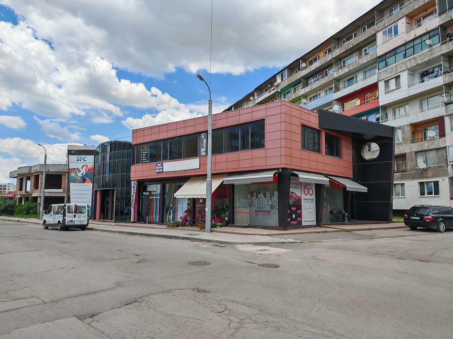 Дава се под наем Офис в Перник, Изток - 120 кв.м за 498.27 € - Снимка #14