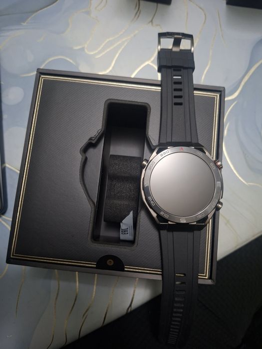 Huawei watch ultimate