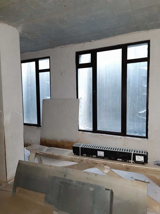 Продавам търговски обект в центъра на гр. Перник