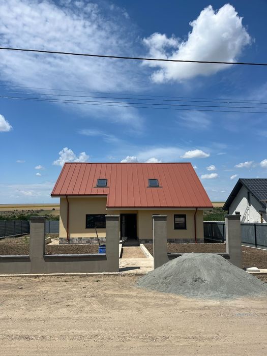 Casa cu mansarda