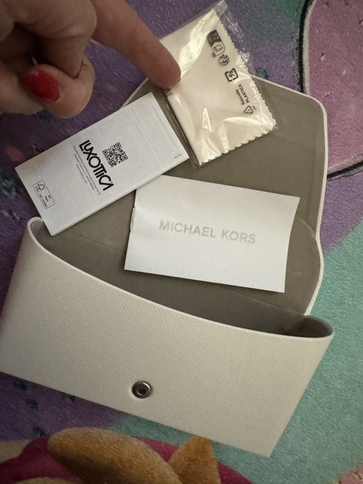 Красиви очила Michael Kors