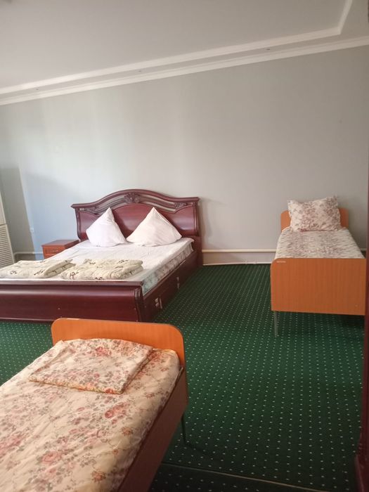 Хостел              .