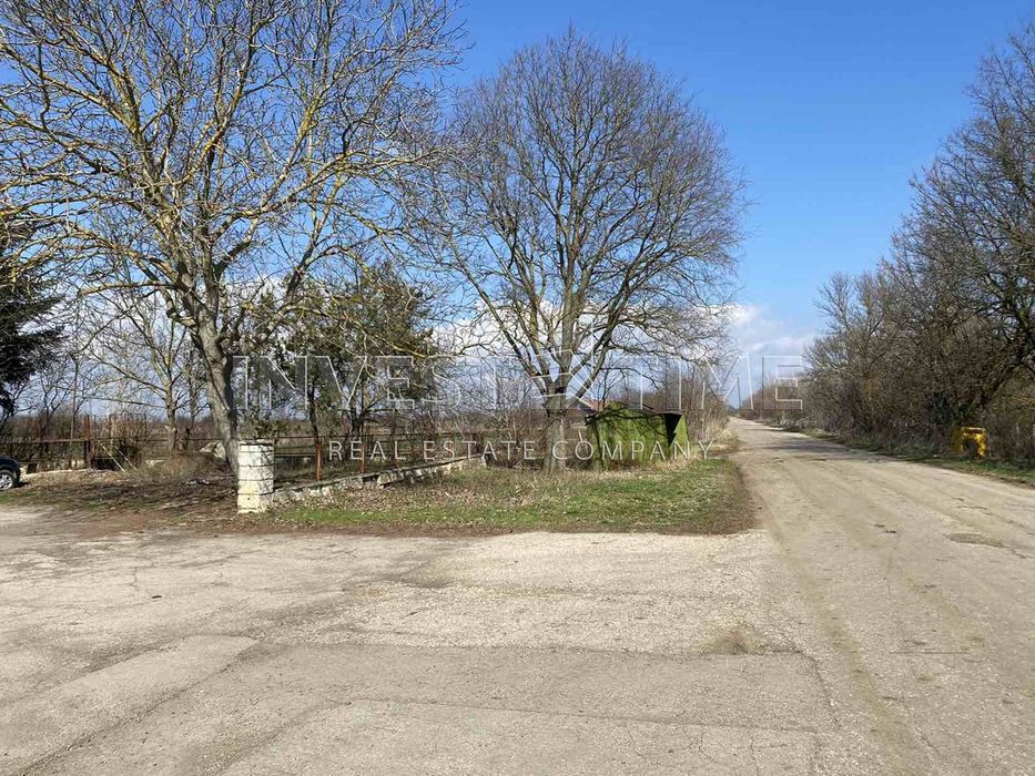 Парцел в близост до пожарната и летището - гр. Балчик