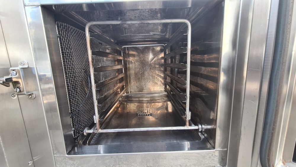 Професионален конвектомат Küppersbusch