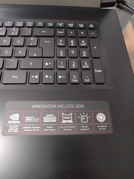Acer predator helios 300 gaming