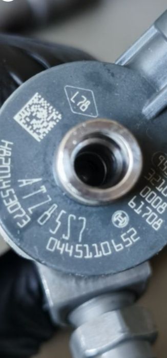 Vand injectoare dacia logan euro6