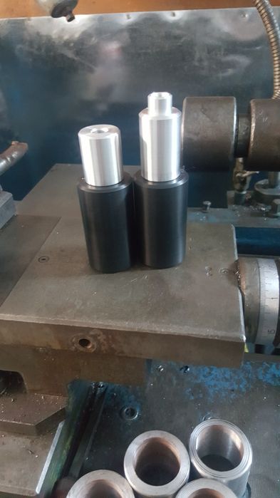 Изработвам на струг краш тапи за всички видове мотоциклети