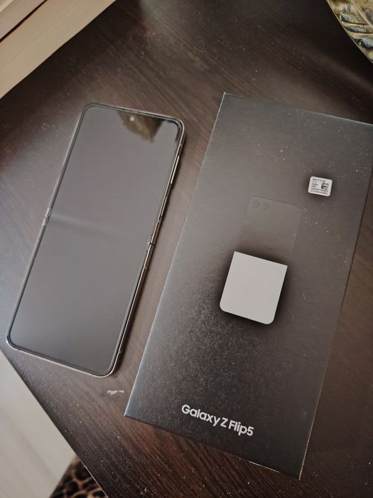 Samsung Galaxy Z Flip 5 256 GB
