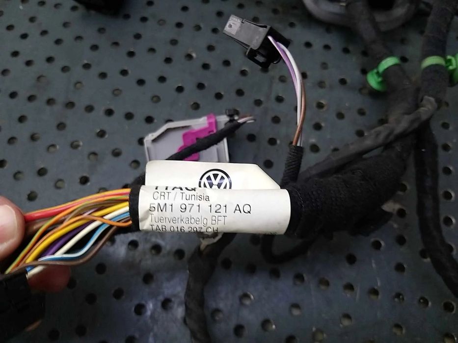 Instalatie electrica usa dreapta fata vw golf 6 plus 5m1971121aq