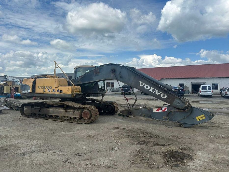 Cabina excavator pe senile Volvo EC240 CL