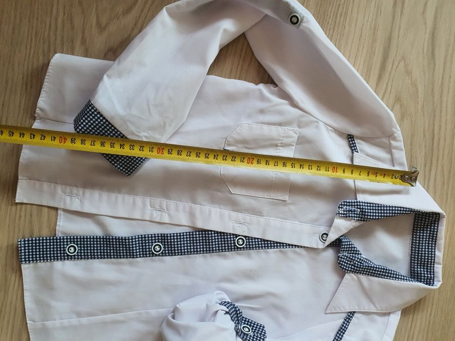 Vând camasi scoala fete