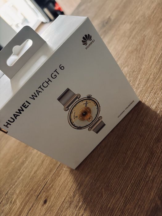 Часовник Huawei Watch GT 6