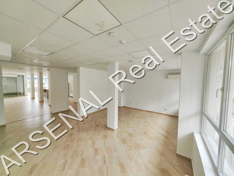 Дава се под наем Магазин в София, Младост 1 - 550 кв.м за 5000 € - Снимка #3