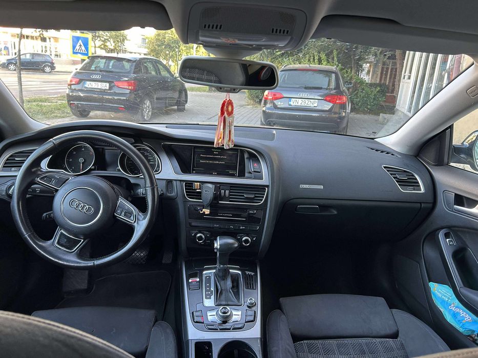 Vand audi A 5 , 2013 , 3.0 litri .