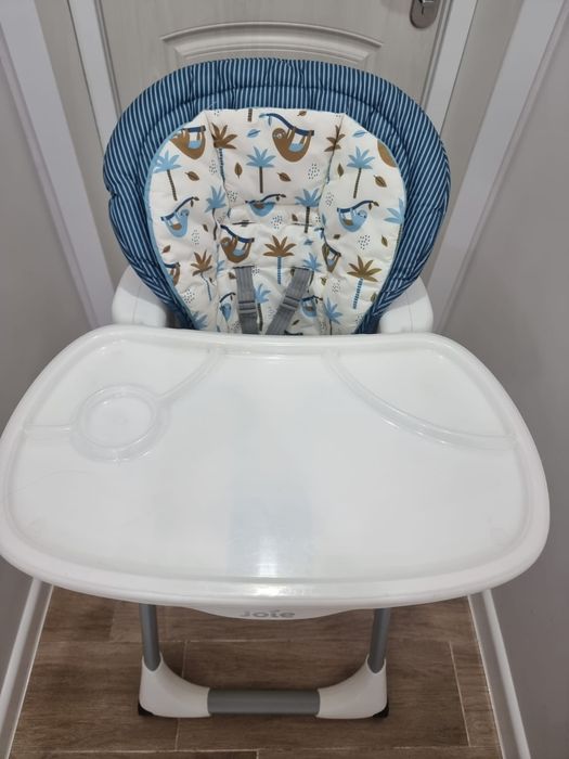 Стульчик для кормления,