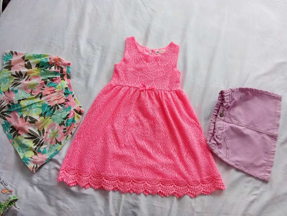 Лот летни дрехи момиче 6 г. за 8 евро.
