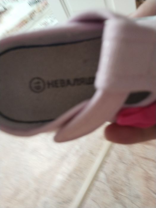 Продам сандали новая