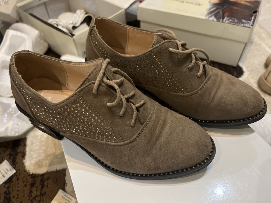 Продам обув лето осень