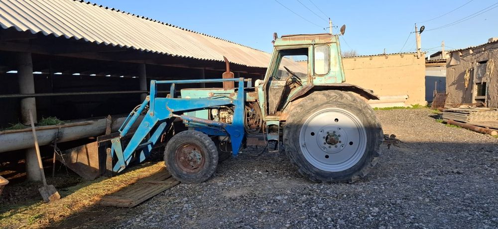 Продаётся Трактор