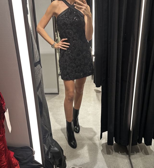 Нови Рокля Zara