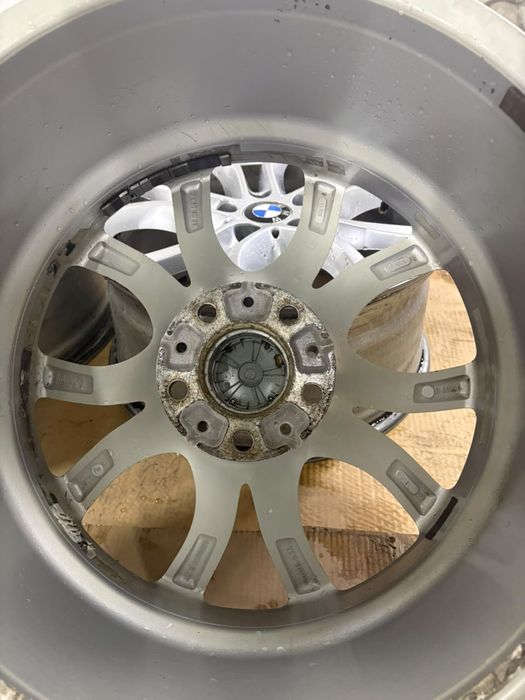 Продам диски BMW V-Spoke Styling 594 стиль
