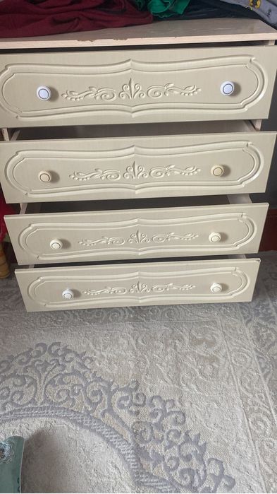 Камод сатылады …………..