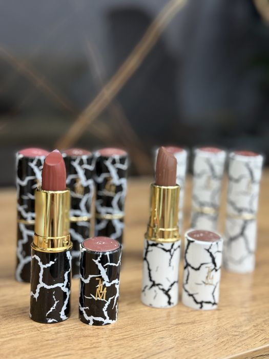 Продается новая косметика