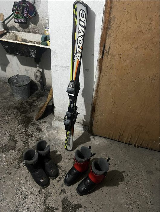 Ски с щеки и ски обувки