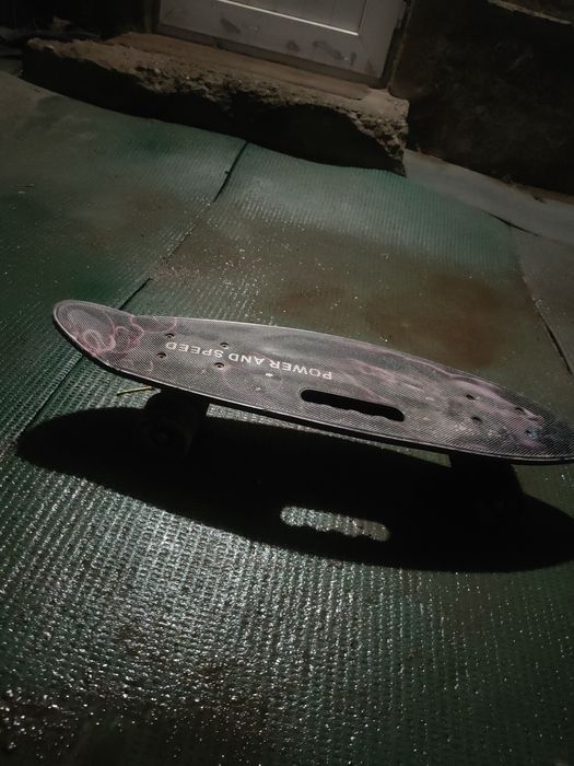 Продам скейт с запчастями